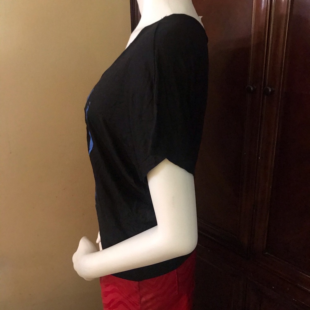 🆕 Finesse Black Short- Sleeve Top-Med - Picture 4 of 8